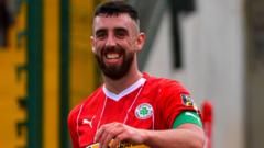 cliftonville-and-linfield-make-winning-starts