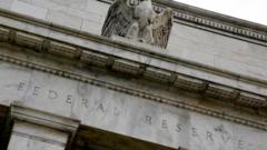 us-rate-setter-tells-bbc-'no-hurry'-to-cut-interest-rates