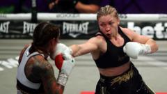 lauren-price-'in-good-place'-before-world-title-shot