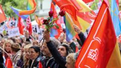 thousands-turn-out-at-rally-for-spain's-pm-pedro-sanchez