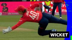 england-v-pakistan-t20:-england's-amy-jones-takes-incredible-diving-catch