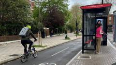 london-transport:-call-for-ban-of-'floating'-bus-stops