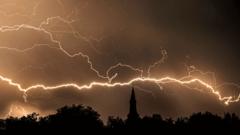 wales-weather:-thunderstorm-warning-issued-by-met-office