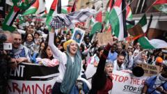 thousands-join-pro-palestinian-march-in-london